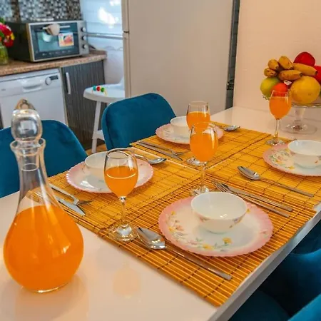 Апартаменты Fethiyede Kiralik Nora Фетхие